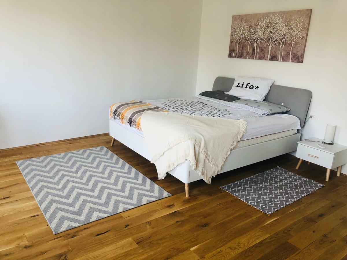 Kolovare Beachfront Apartment Zadar Exterior photo