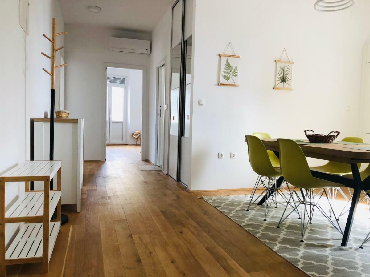 Kolovare Beachfront Apartment Zadar Exterior photo